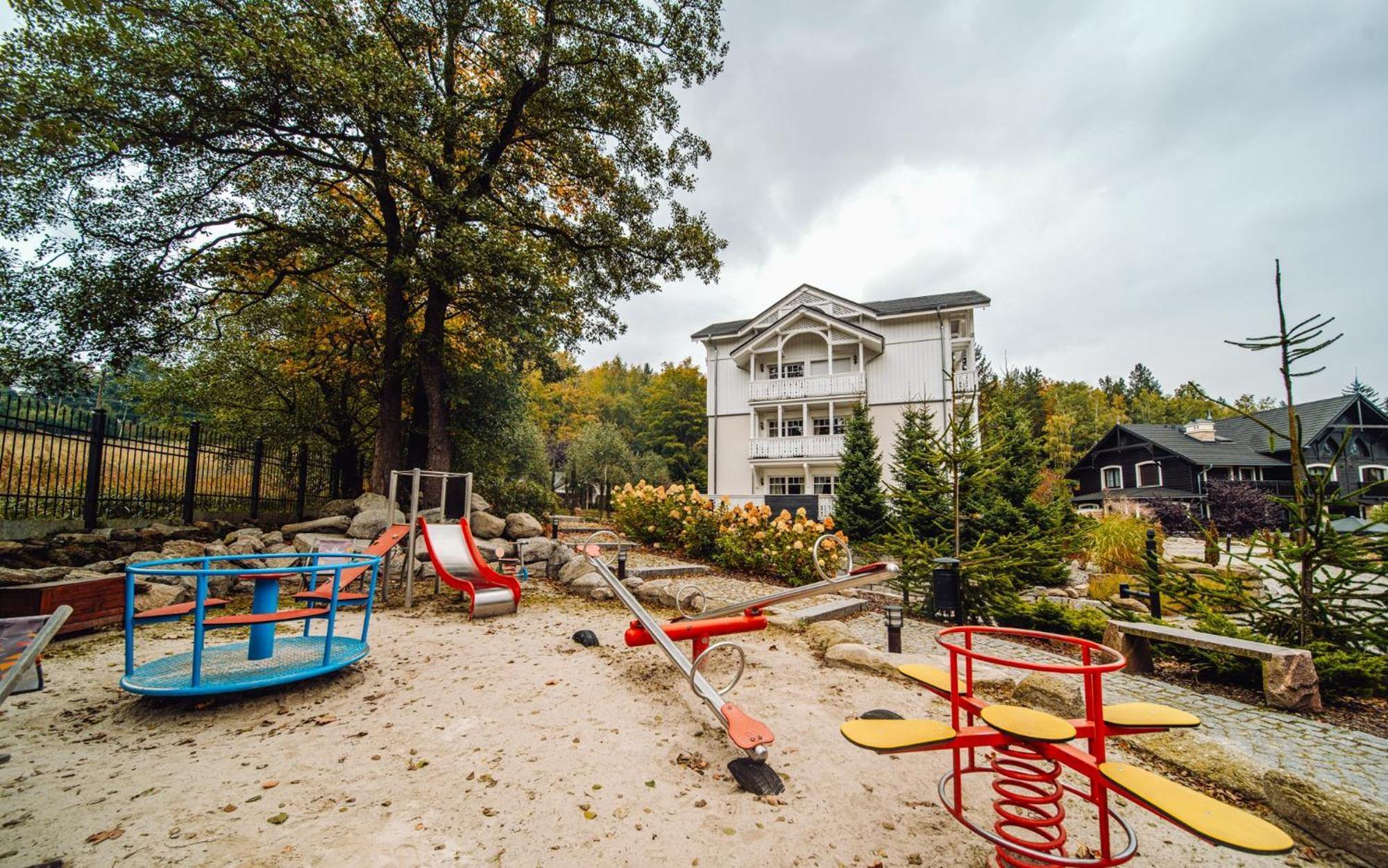Dolina Wikingow-Apartament Suite Z Tarasem W Ogrodzie, Miejscem W Garazu I Dostepem Do Strefy Wellness Schreiberhau Exterior foto